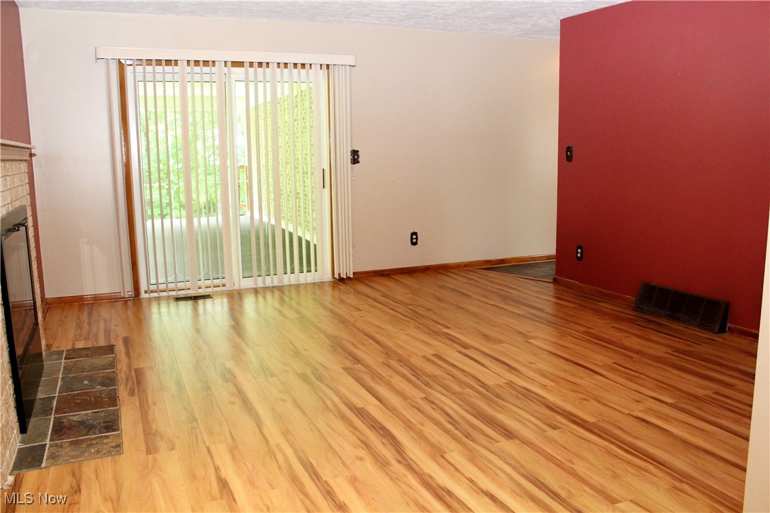 3845 Hightree Avenue, Warren, Ohio image 8