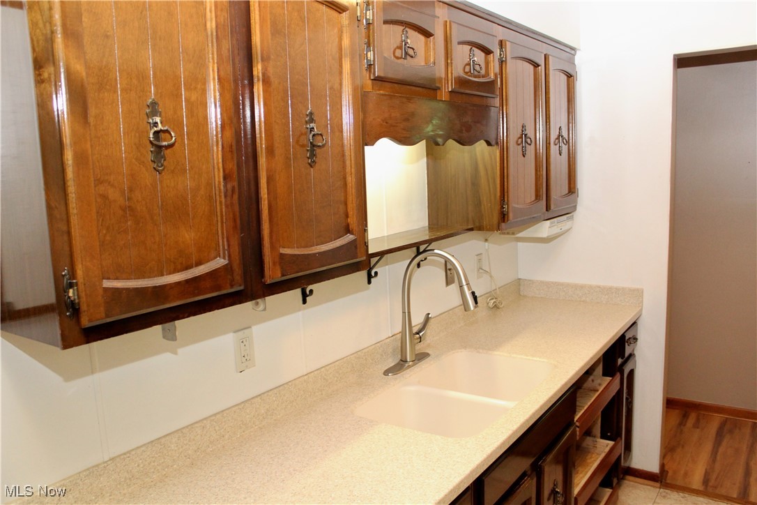 3845 Hightree Avenue, Warren, Ohio image 13