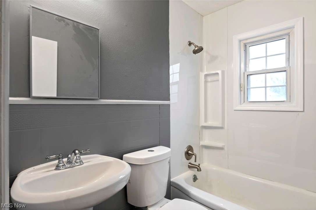 Ohio Land Dev Corps Resub - Residential Lease