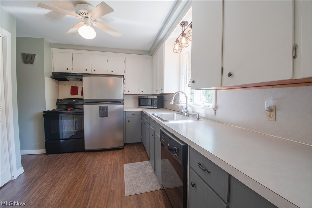 Laurel Ridge - Residential