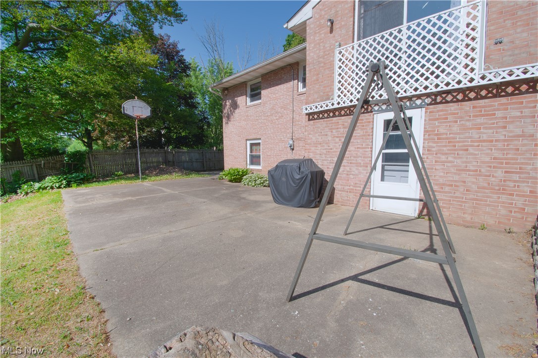 Laurel Ridge - Residential