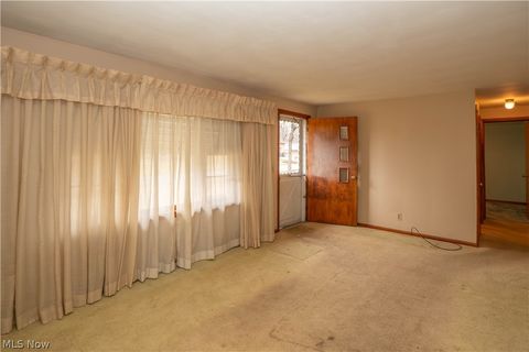 Tiny photo for 320 Elizabeth Avenue SW, Massillon, OH 44646 (MLS # 5190088)