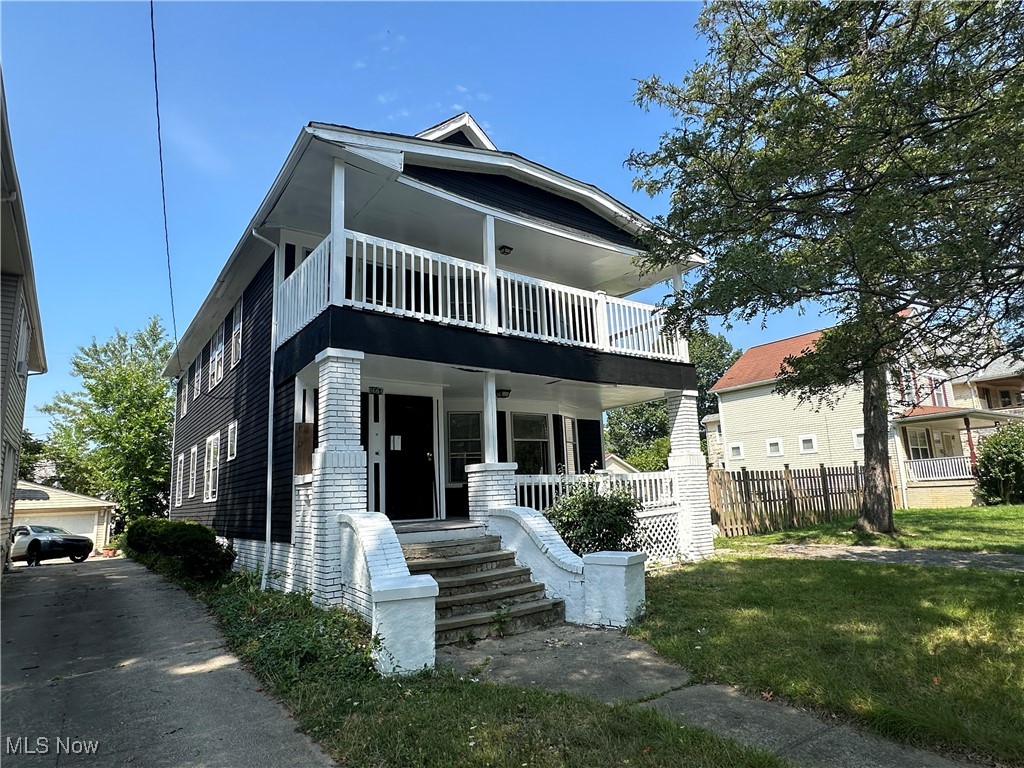 No Showings until Accepted Offer. Please contact Listing Agent for any questions. Jermaine Carter
