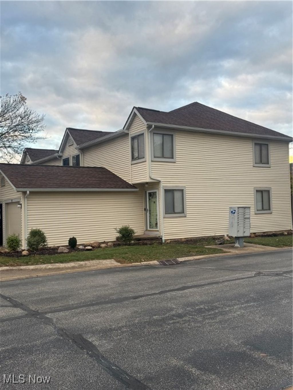 Photo of 5553 Sunset Lane #A15-F, Parma, OH 44134 (MLS # 5167415)