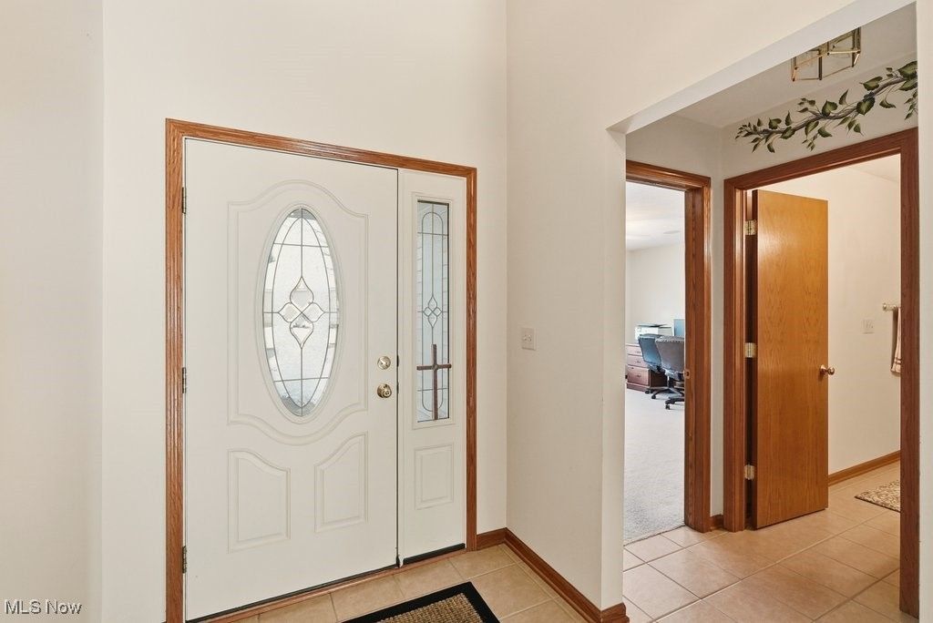 Photo of 3605 Elmhurst Circle, Uniontown, OH 44685 (MLS # 5177953)