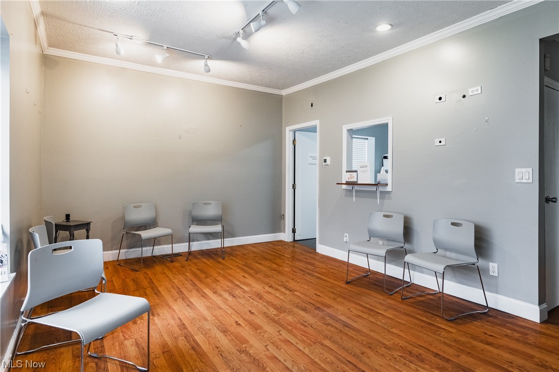 G Crystal Spgs Adn - Commercial Sale