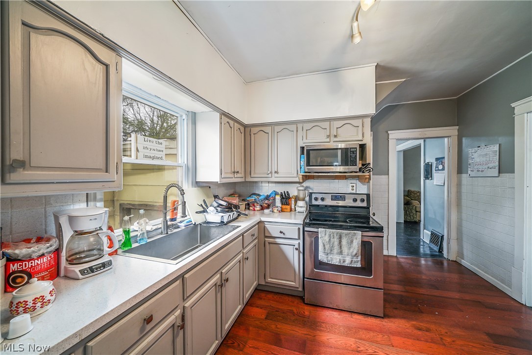 Akron Heights - Residential