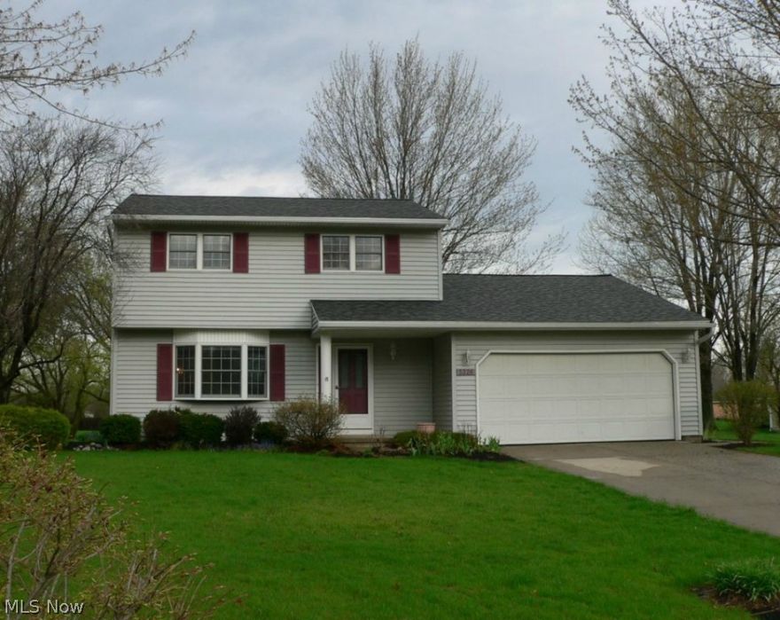 Fantastic family home on desirable cul-de-sac lot. Meticulously maintained 4 BR
2.5 BA colonial greets you with gorgeous hardwood floors that continue throughout
the foyer, kitchen and dining area. The first floor has both a living room and
spacious family room for entertaining. The family room has spectacular views
of the landscaped backyard. The kitchen boasts a stainless steel five burner gas
stove, spacious pantry and tile backsplash. The exquisite wood staircase leads
you to the 2nd floor where you find 4 bedrooms and a beautifully updated full
bath. The bathroom has desirable granite counter top and marble shower. Great
entertainment space in finished rec room w/ full bath. Tons of storage, closets
throughout. Lovely stamped concrete patio overlooking beautifully landscaped lot
with shed. This home is move in ready!