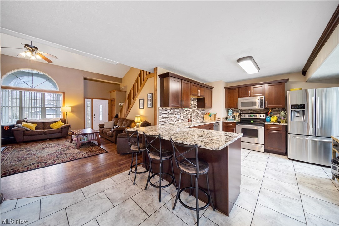 Roaming Rock Shores Xxi - Residential