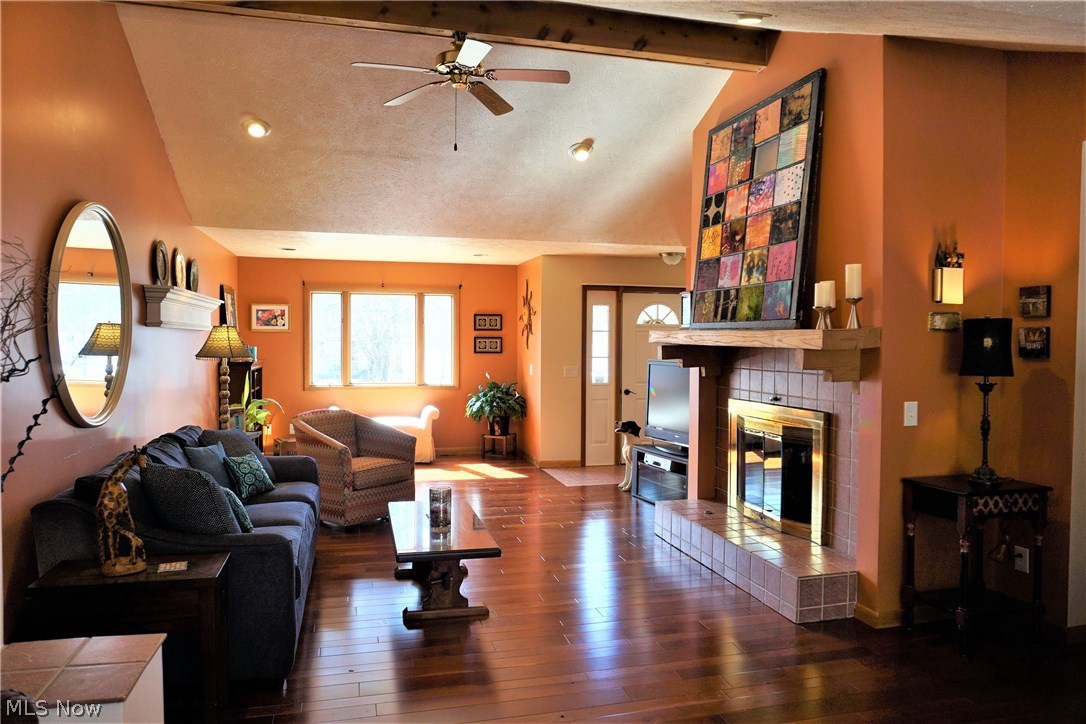 Wolfe Drive - Residential