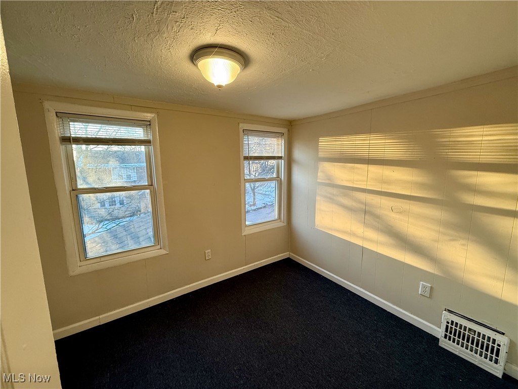 Kenmore - Residential Lease