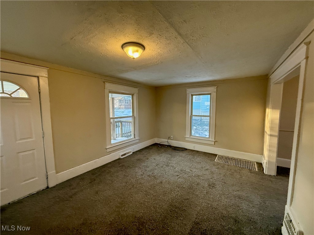 Kenmore - Residential Lease