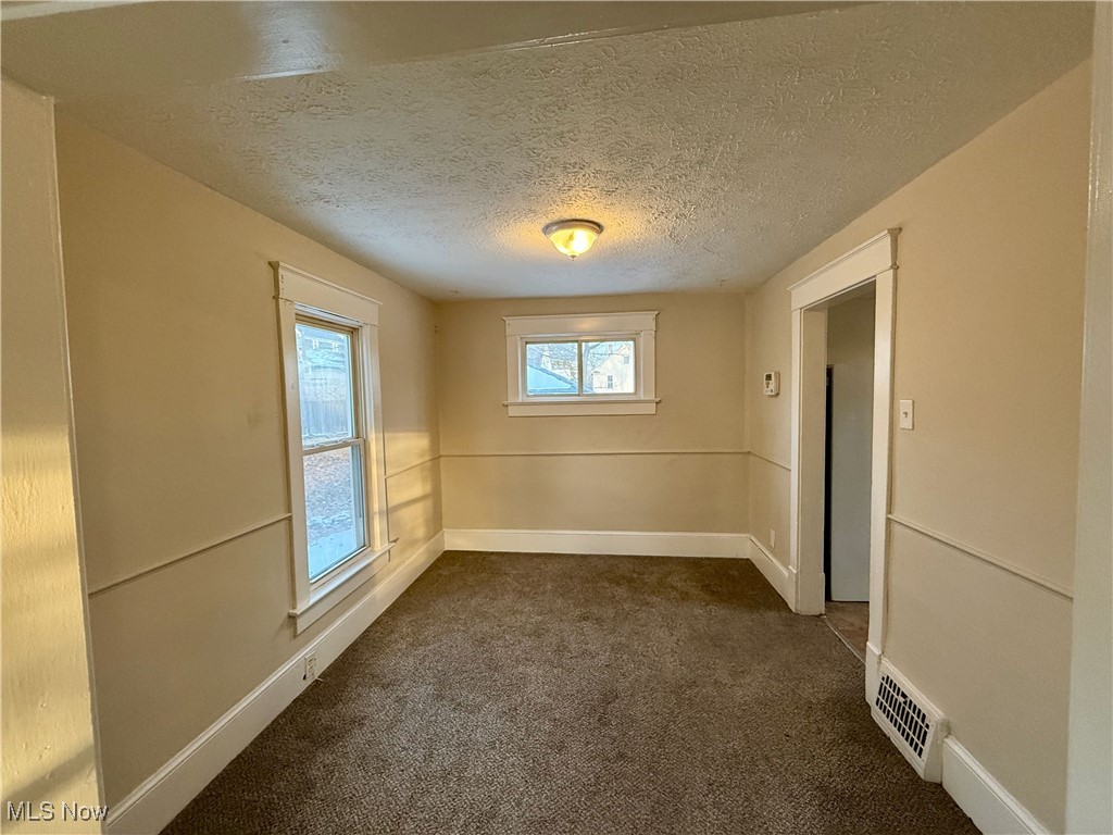 Kenmore - Residential Lease