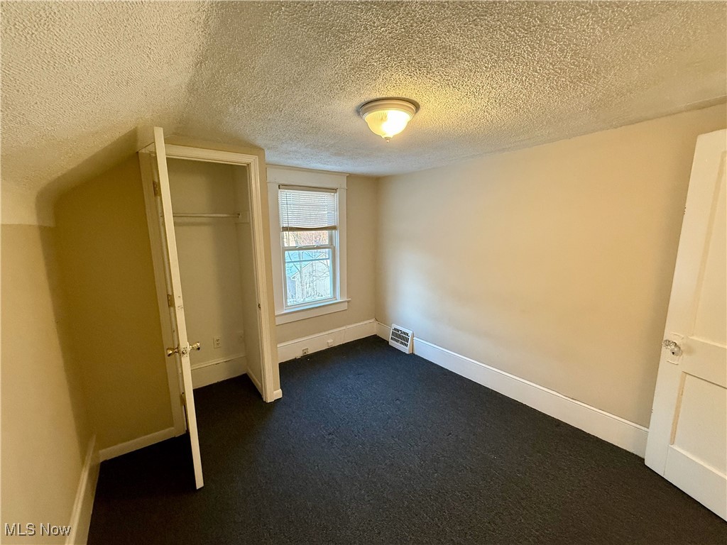 Kenmore - Residential Lease