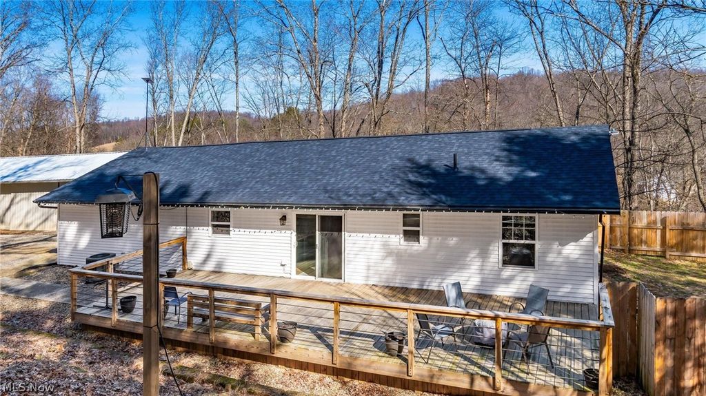 Photo of 10050 Perryton Road, Frazeysburg, OH 43822 (MLS # 5190610)