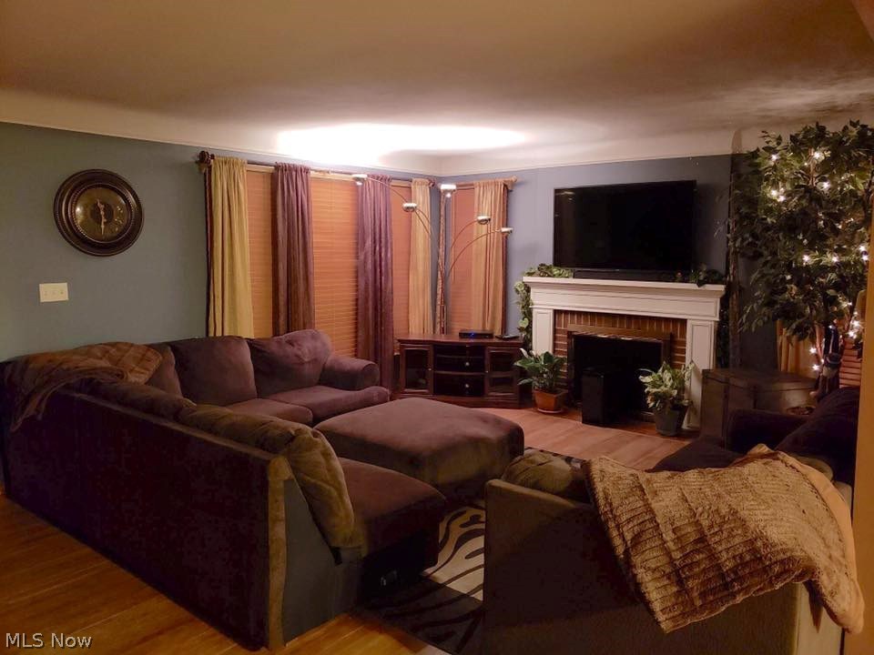 Royal Lorain - Residential