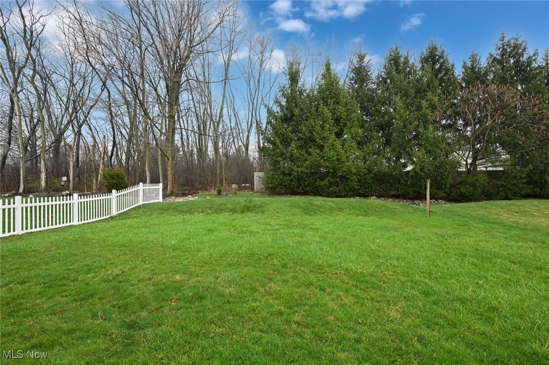 1457 Apple Court, Akron, Ohio image 9
