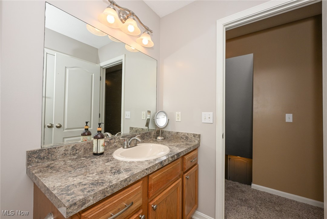 1457 Apple Court, Akron, Ohio image 30