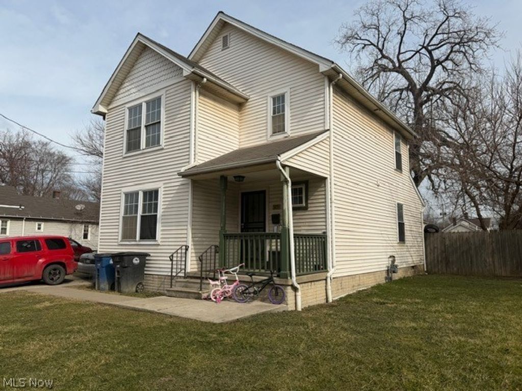 Photo of 3271 E 48th Street, Cleveland, OH 44127 (MLS # 5191143)