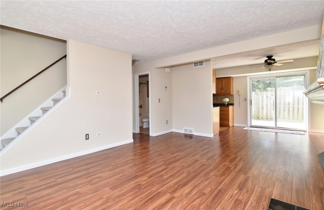 8766 Eastbrook Circle, Chagrin Falls, Ohio image 3