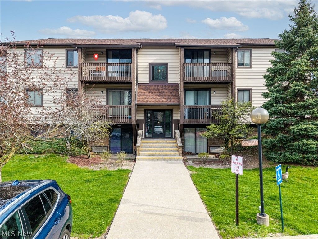 Photo of 27441 Westown Boulevard, Westlake, OH 44145 (MLS # 5200639)