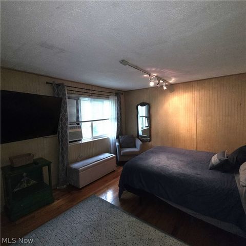 Tiny photo for 5975 Glenway Drive #A, Brook Park, OH 44142 (MLS # 5213046)