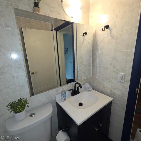 Tiny photo for 5975 Glenway Drive #A, Brook Park, OH 44142 (MLS # 5213046)