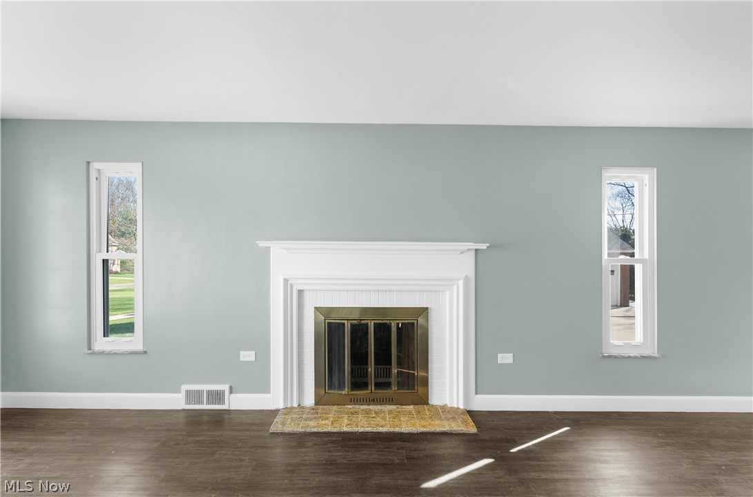 Old Mill Manor - Residential