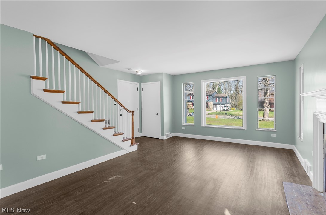 Old Mill Manor - Residential