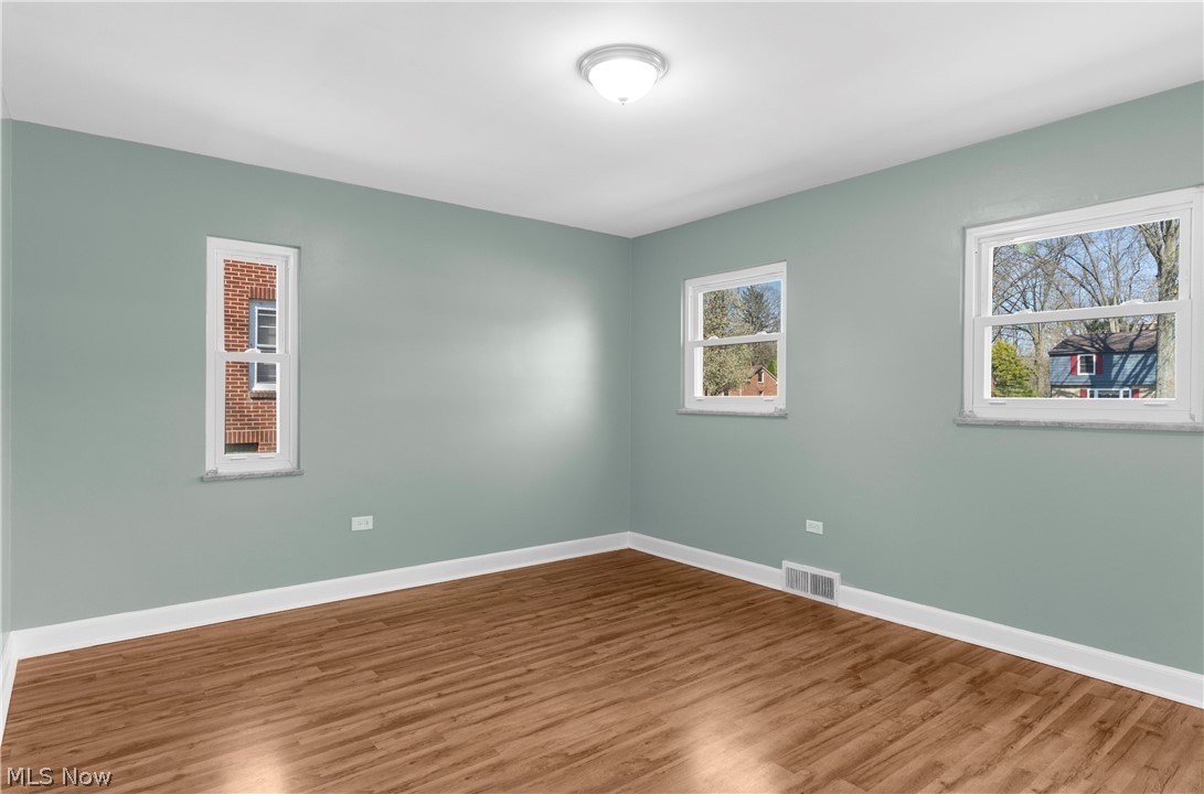 Old Mill Manor - Residential