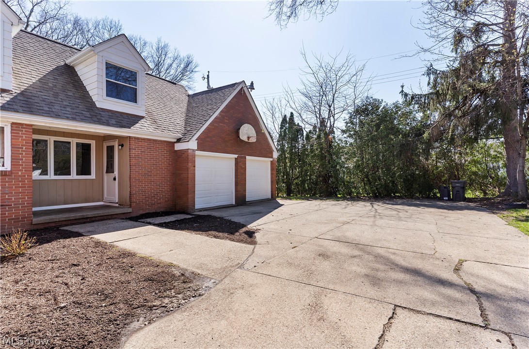 Old Mill Manor - Residential