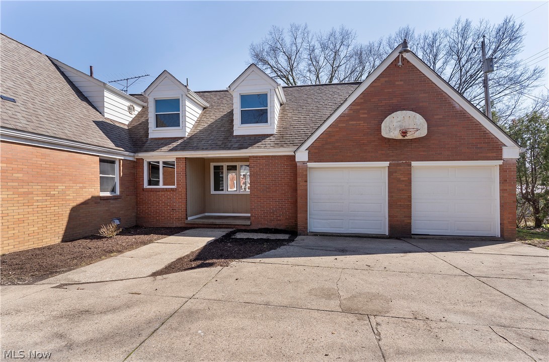 Old Mill Manor - Residential