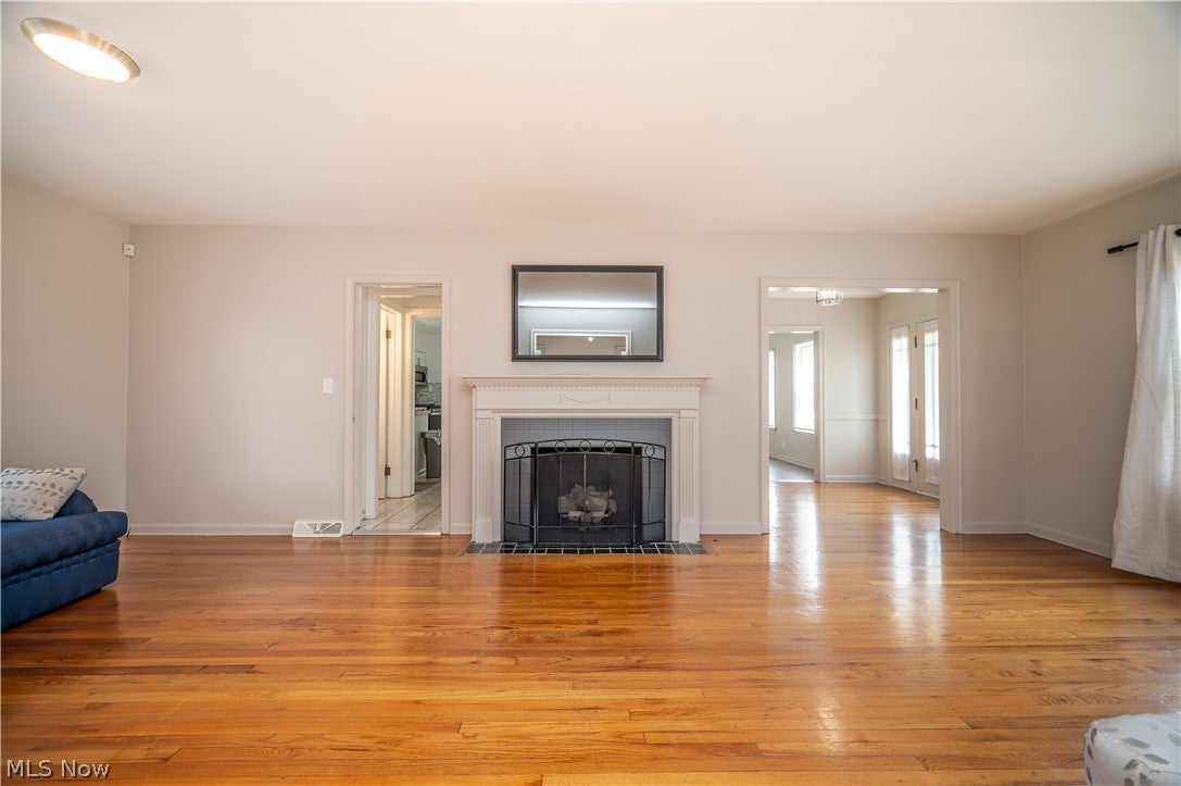 2505 E Market Street