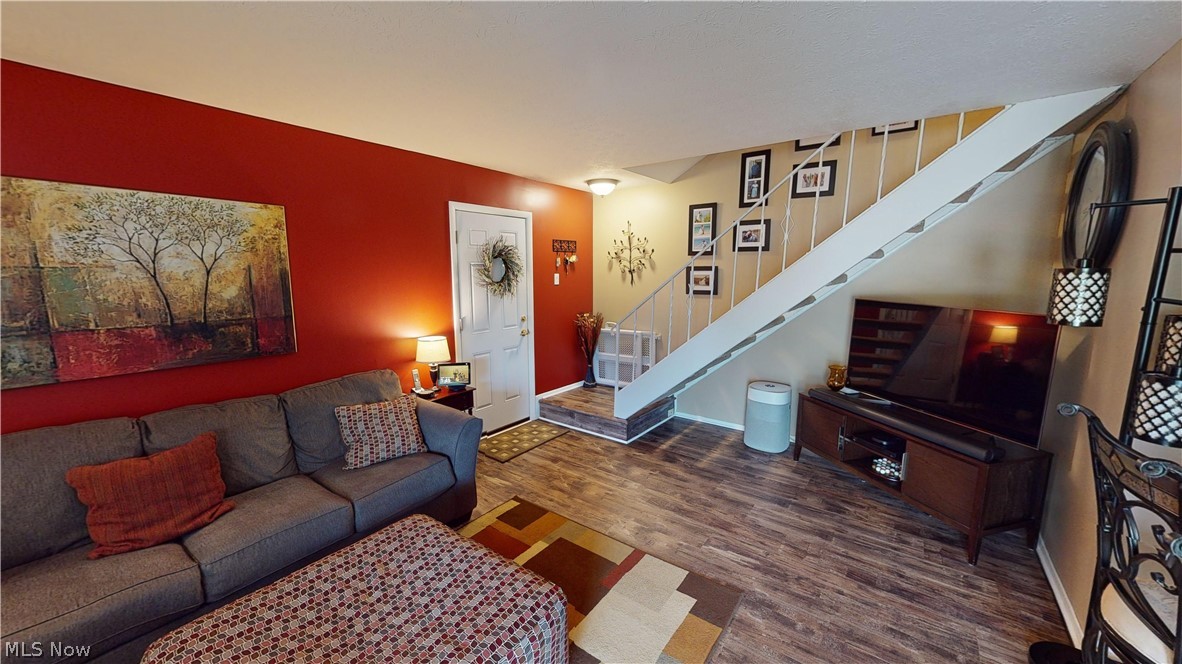 Independence Place Condo Ph 09 - Residential