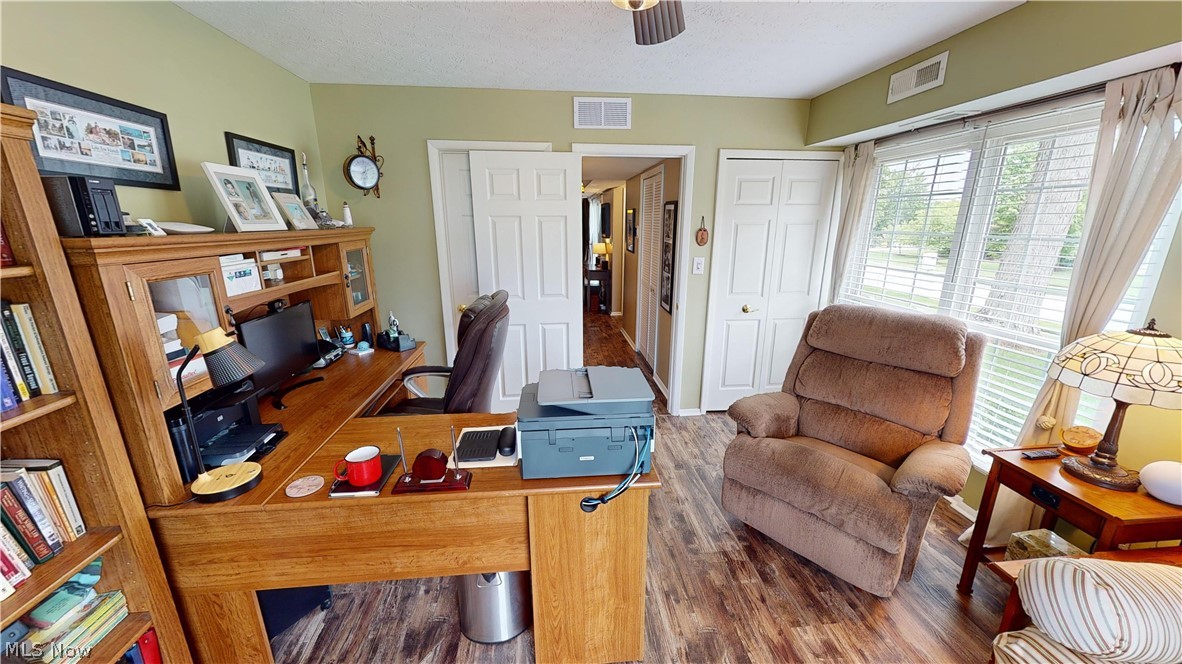 Independence Place Condo Ph 09 - Residential