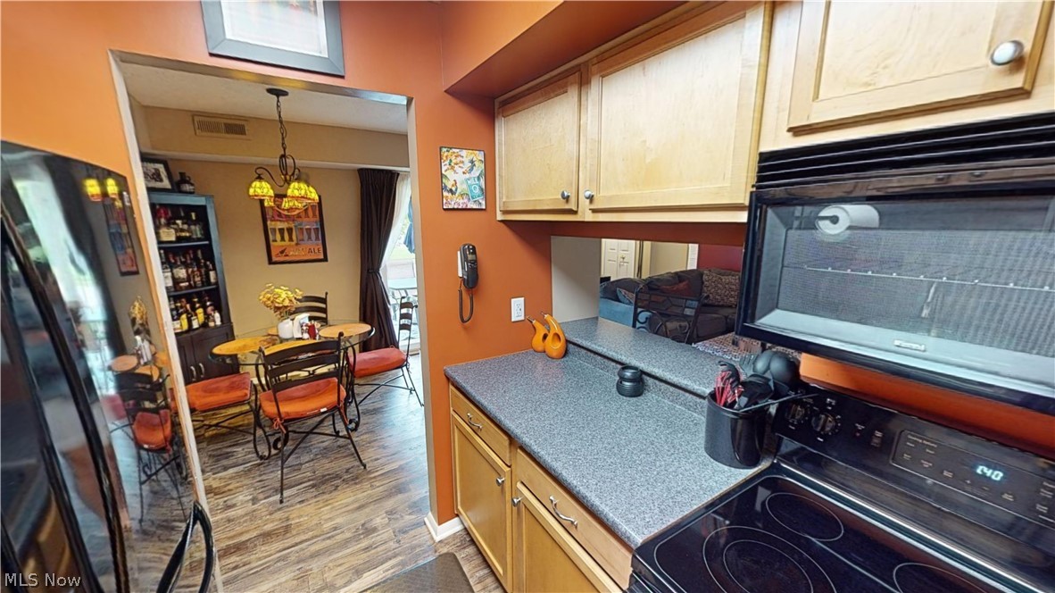 Independence Place Condo Ph 09 - Residential