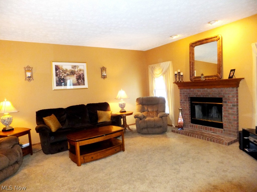 Reserve At Macintosh Farms - Residential