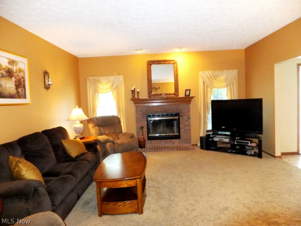 Reserve At Macintosh Farms - Residential