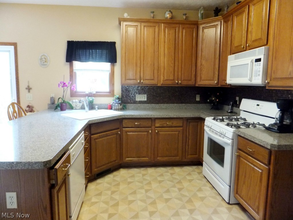 Reserve At Macintosh Farms - Residential