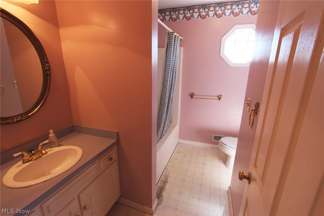 Lagrange - Residential