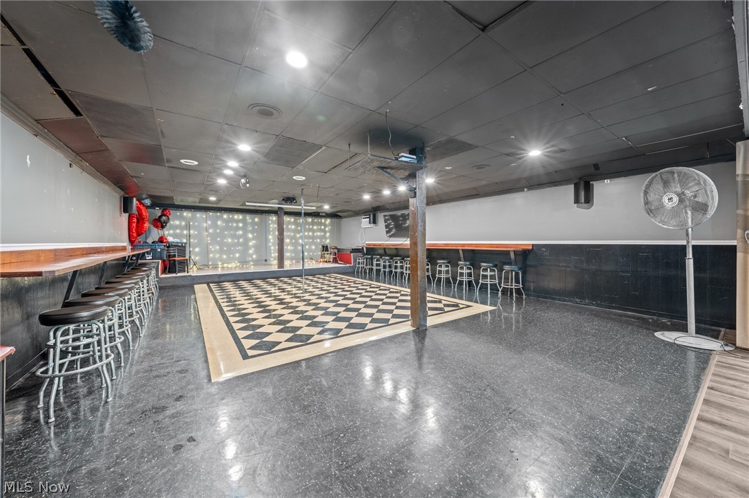 Hubbard Cooke Trustees - Commercial Sale