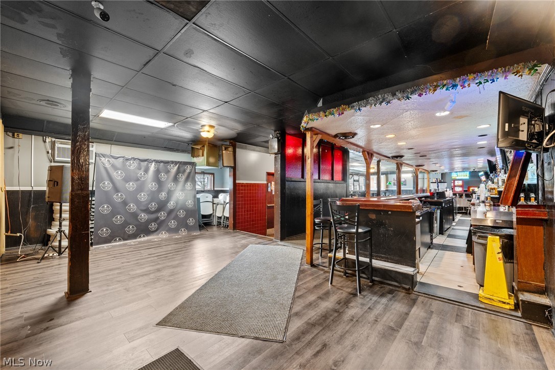 Hubbard Cooke Trustees - Commercial Sale