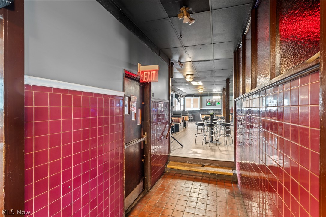 Hubbard Cooke Trustees - Commercial Sale