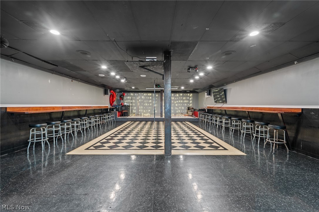 Hubbard Cooke Trustees - Commercial Sale