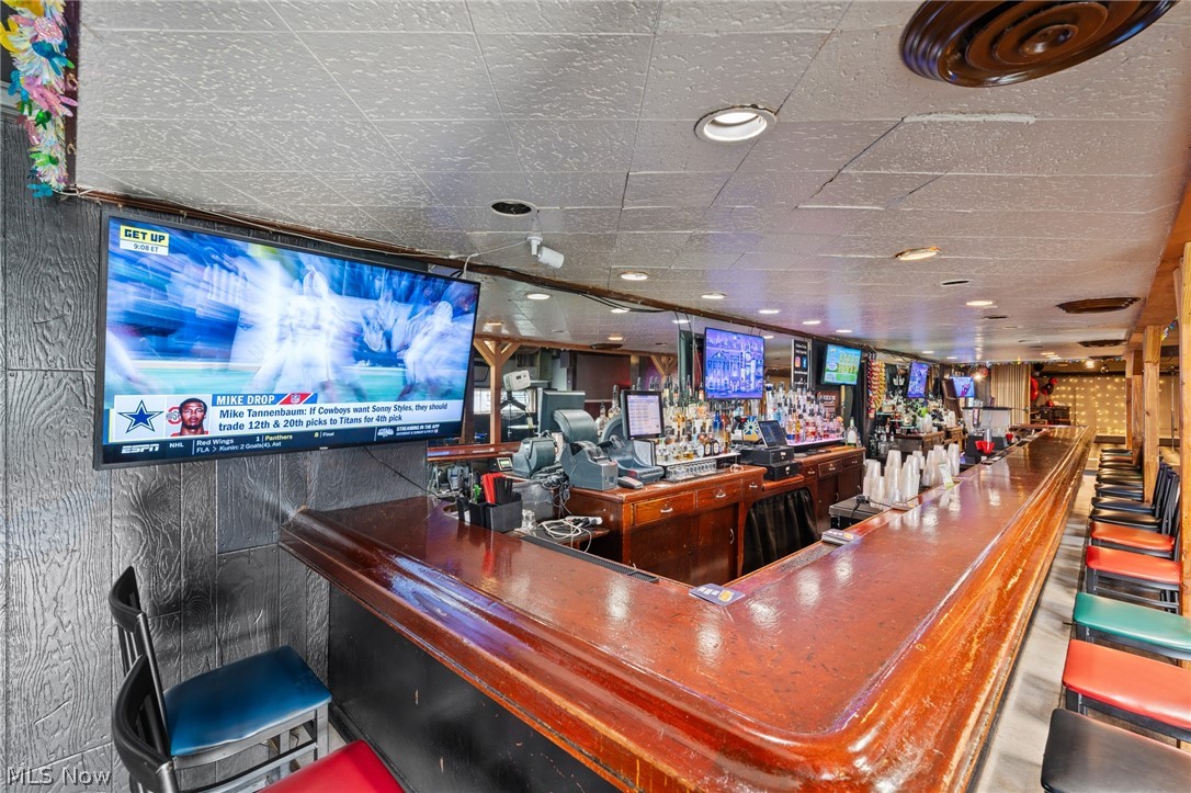Hubbard Cooke Trustees - Commercial Sale