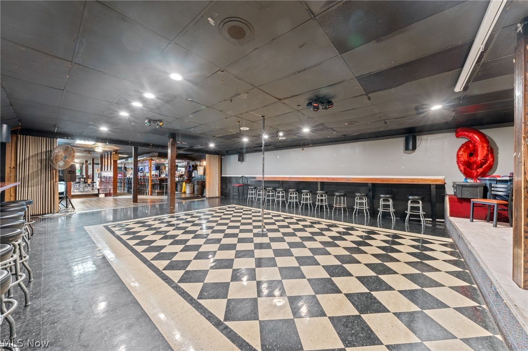 Hubbard Cooke Trustees - Commercial Sale