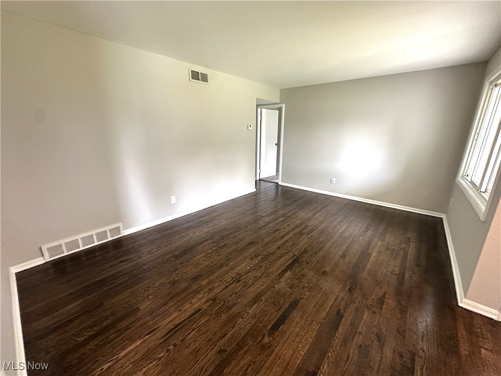 Solon, Ohio 44139, United States, 3 Bedrooms Bedrooms, ,1 BathroomBathrooms,Residential,Contingent,146089