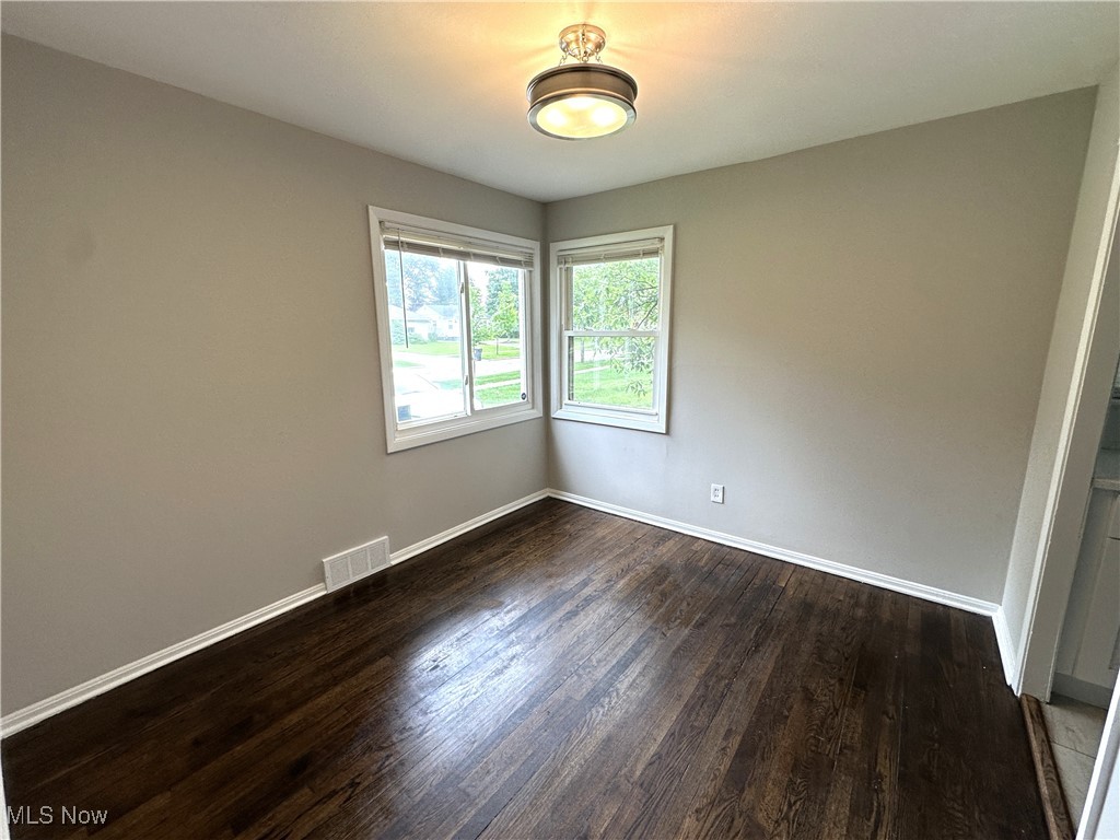 Solon, Ohio 44139, United States, 3 Bedrooms Bedrooms, ,1 BathroomBathrooms,Residential,Contingent,146089