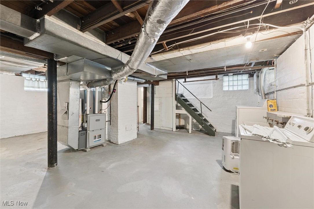 Henry Caines Lee Road - Residential
