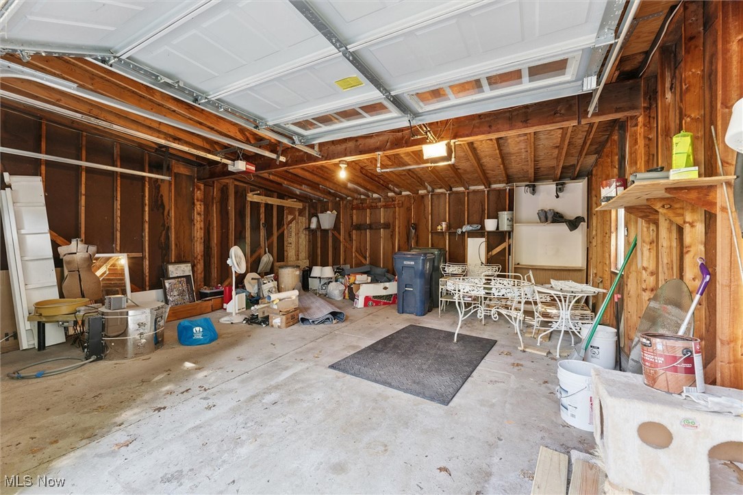 Henry Caines Lee Road - Residential